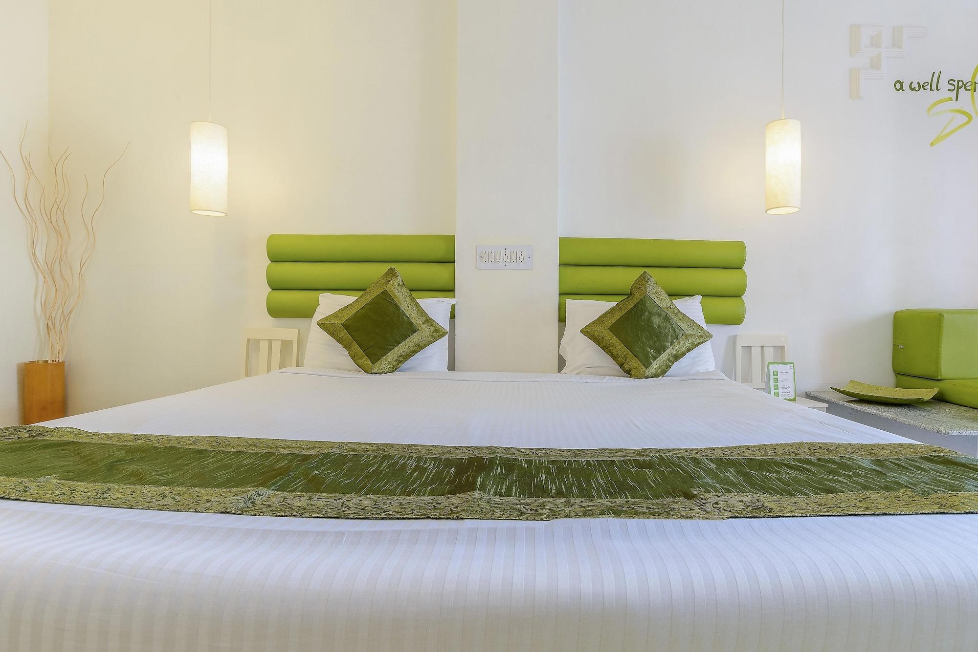Itsy Hotels Red Lotus Heritage, Promenade Beach Пондичерри Экстерьер фото